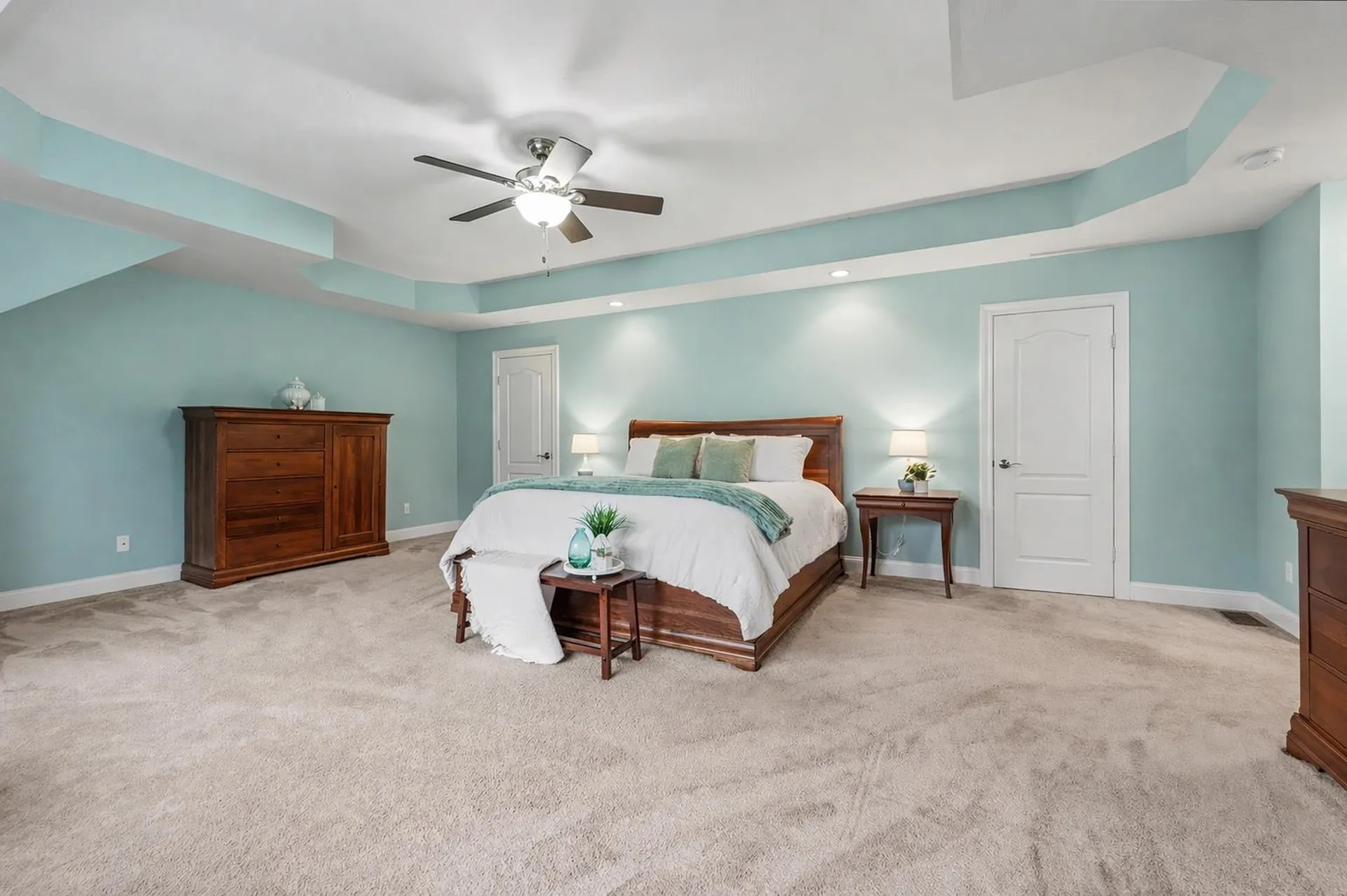 10 Harmony Lane Pelham NH 03076