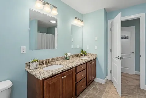 10 Harmony Lane Pelham NH 03076