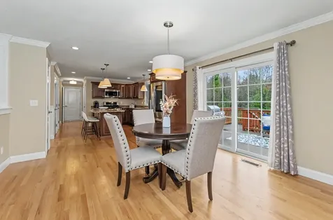 10 Harmony Lane Pelham NH 03076
