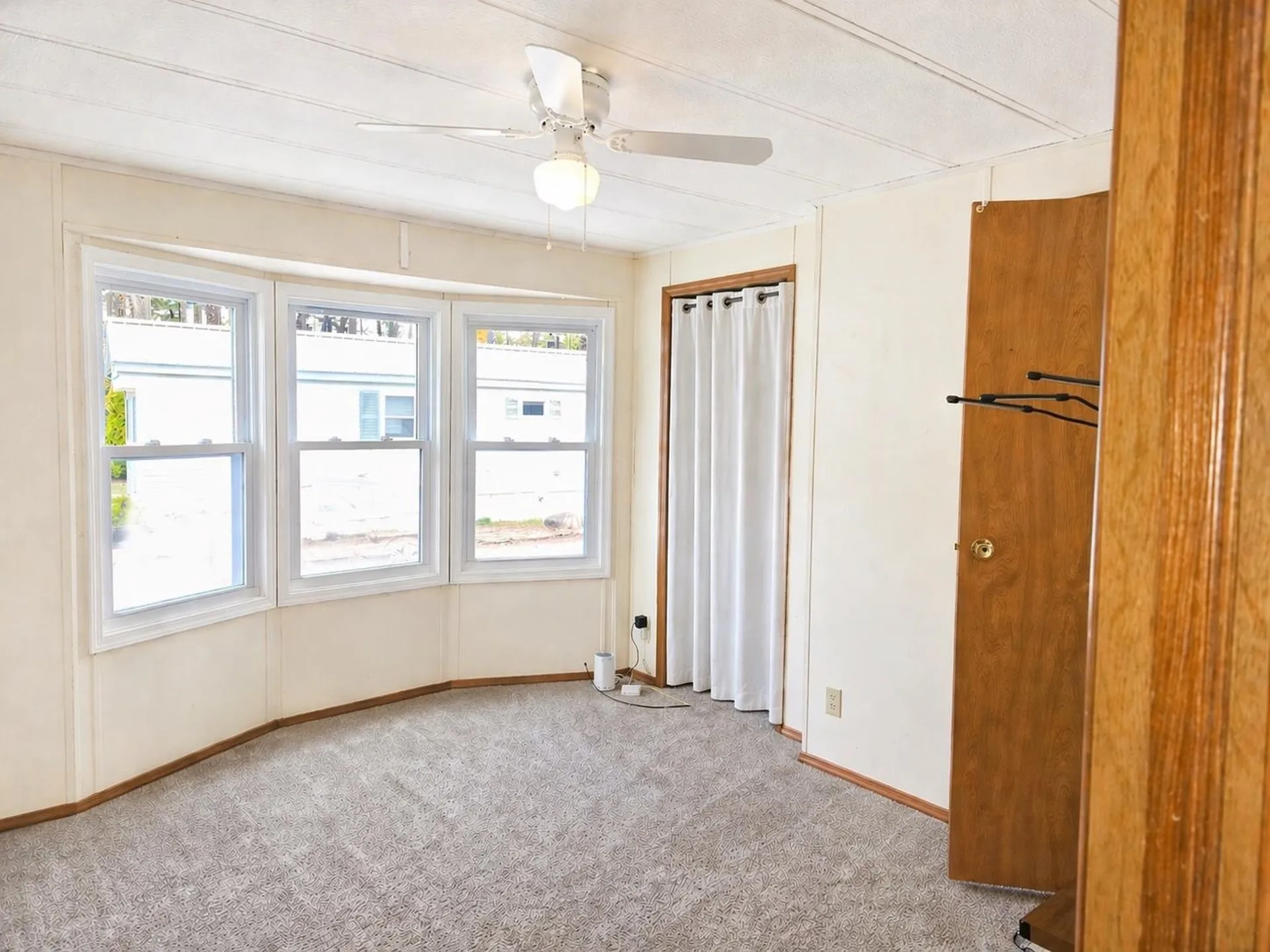 55 Thistle Way Manchester NH 03109