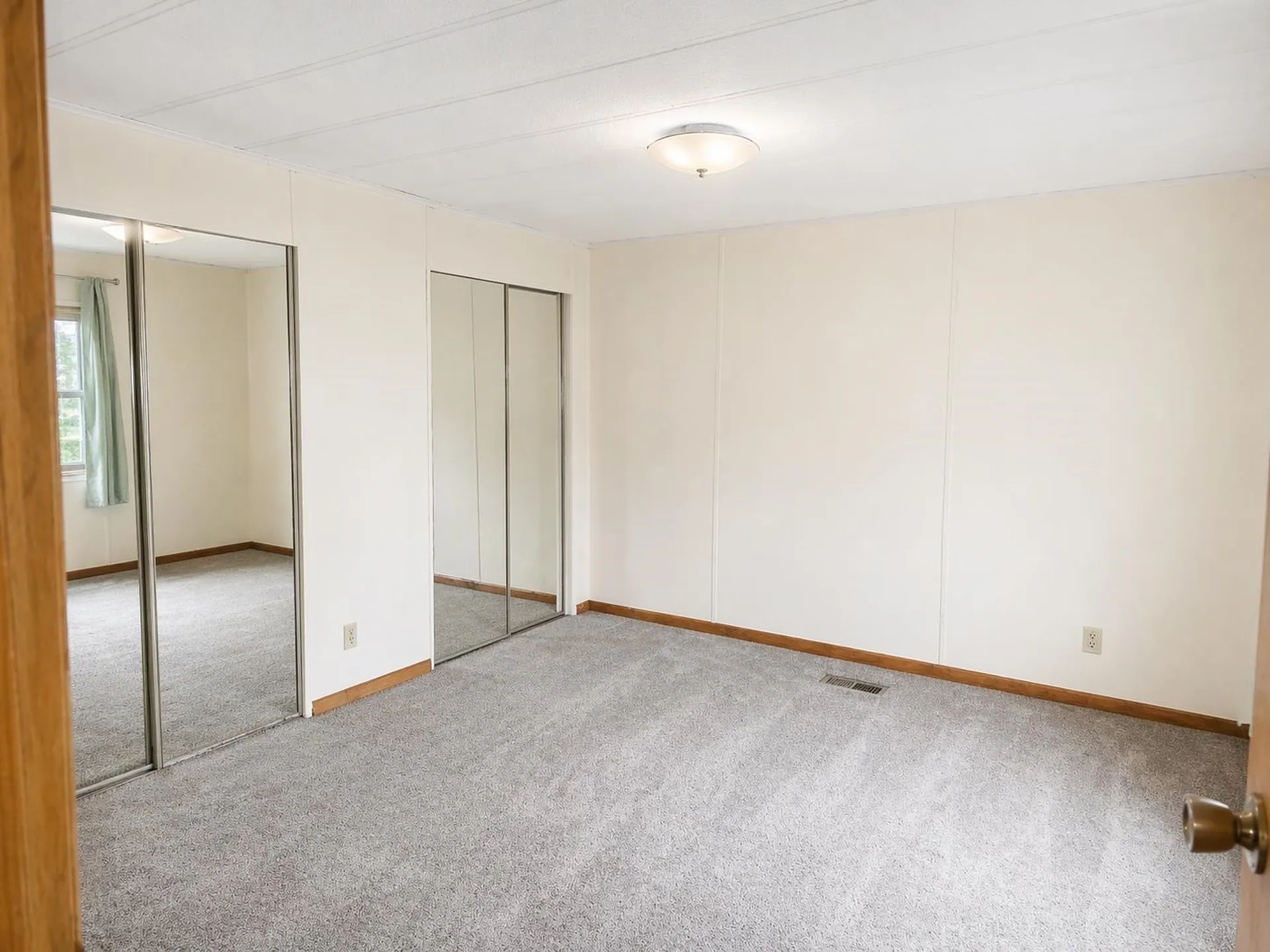 55 Thistle Way Manchester NH 03109