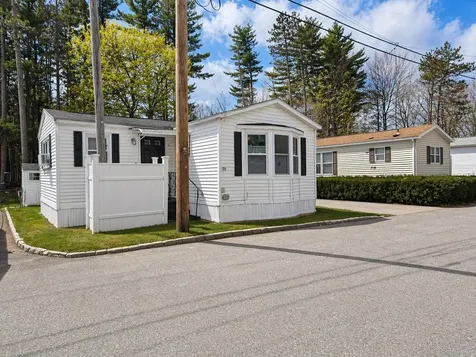 55 Thistle Way Manchester NH 03109