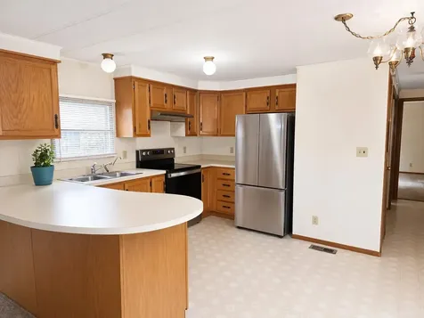 55 Thistle Way Manchester NH 03109