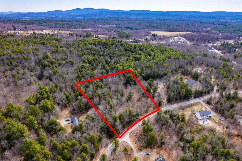 637 Sanborn Road Sanbornton NH 03269