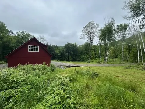 320 West Rowe Hill Road West Windsor VT 05037