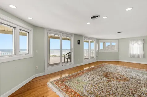 103 Ocean Drive Seabrook NH 03874