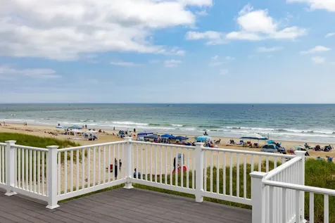 103 Ocean Drive Seabrook NH 03874