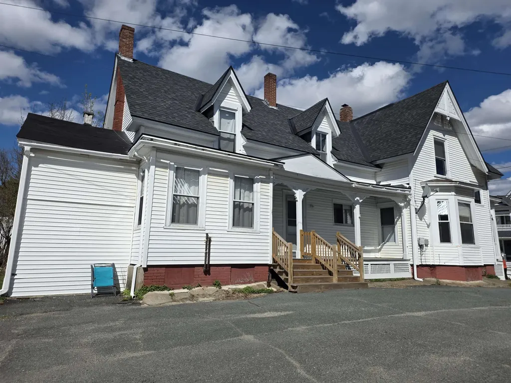 385 Spring Street St. Johnsbury VT 05819