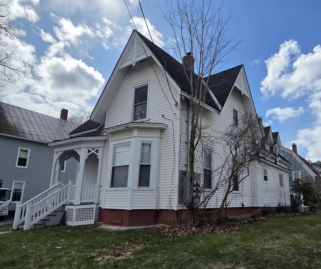 385 Spring Street St. Johnsbury VT 05819