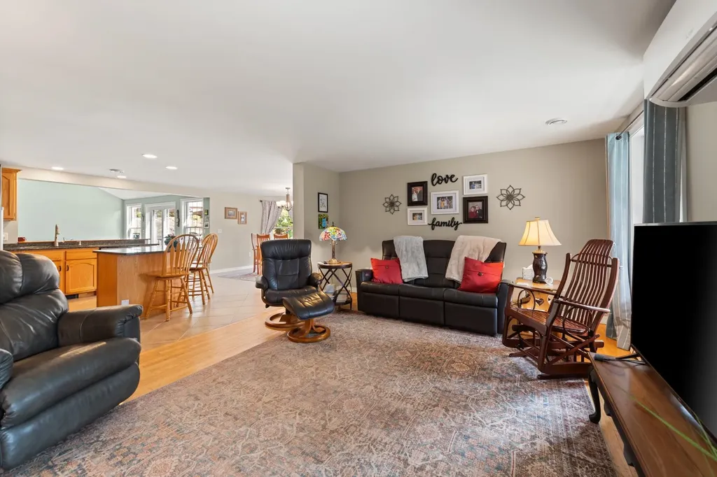 85 Willow Brook Road Thornton NH 03285