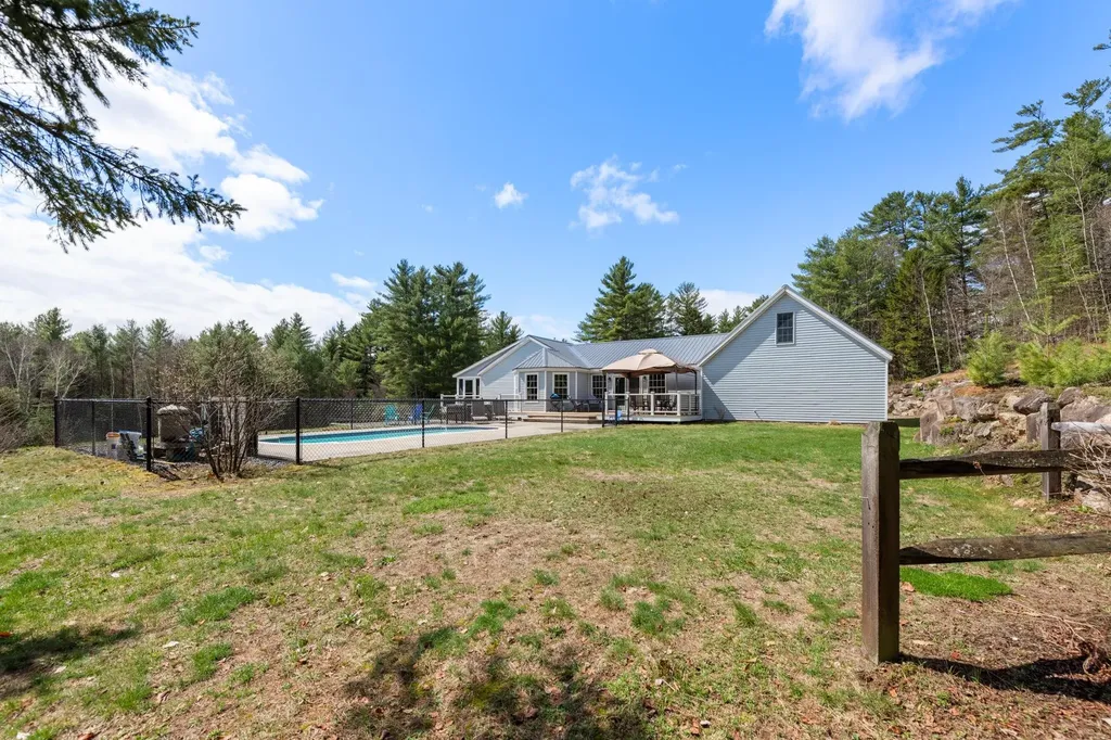 85 Willow Brook Road Thornton NH 03285