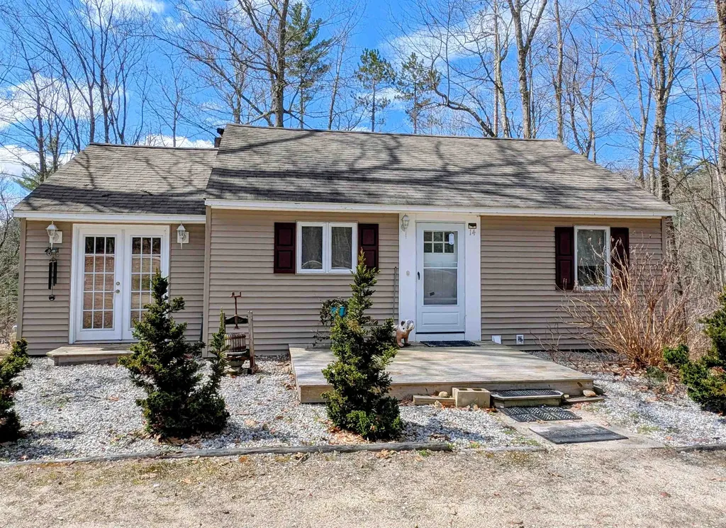 14 Contoocook Avenue Jaffrey NH 03452