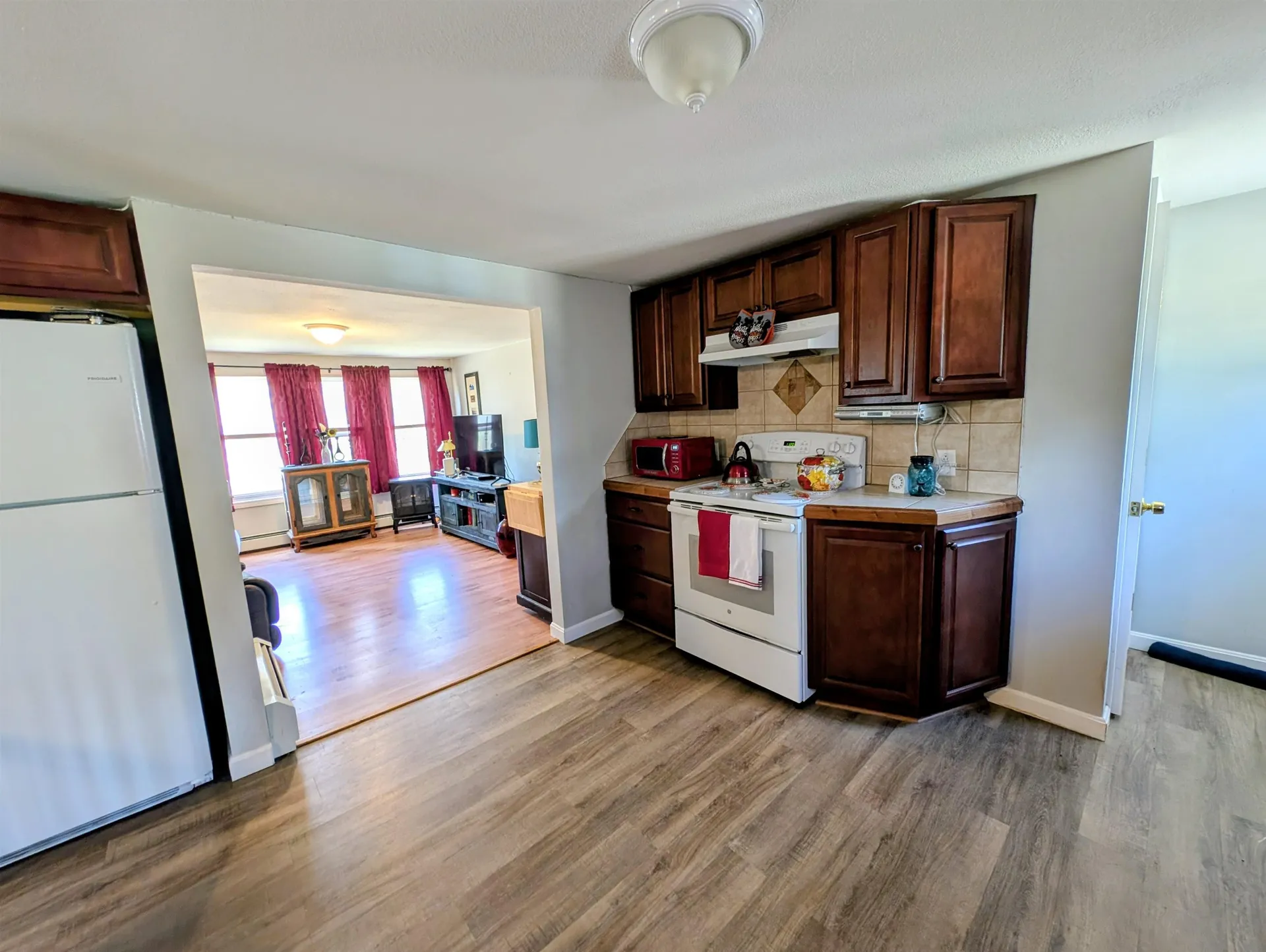 14 Contoocook Avenue Jaffrey NH 03452