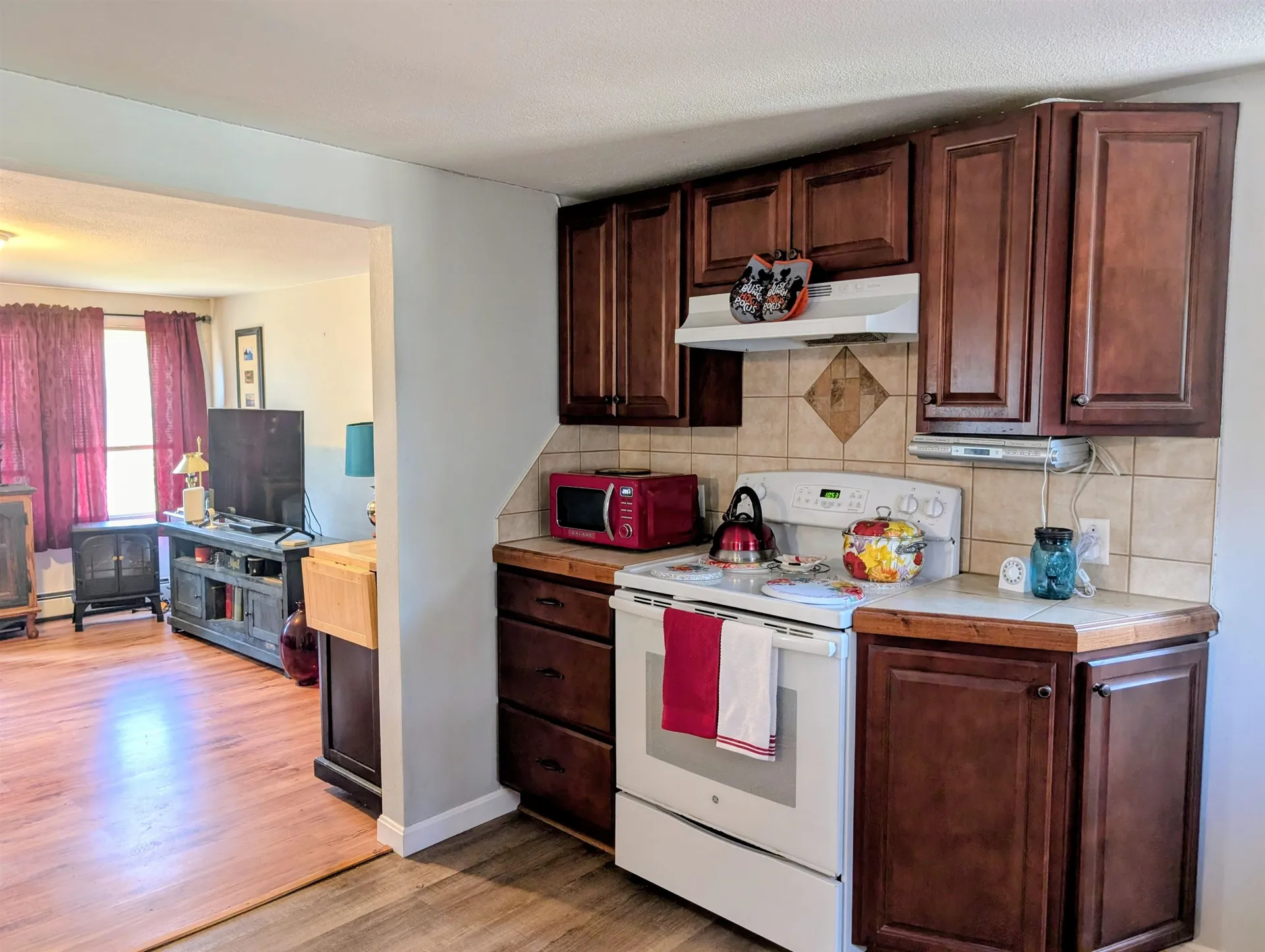 14 Contoocook Avenue Jaffrey NH 03452