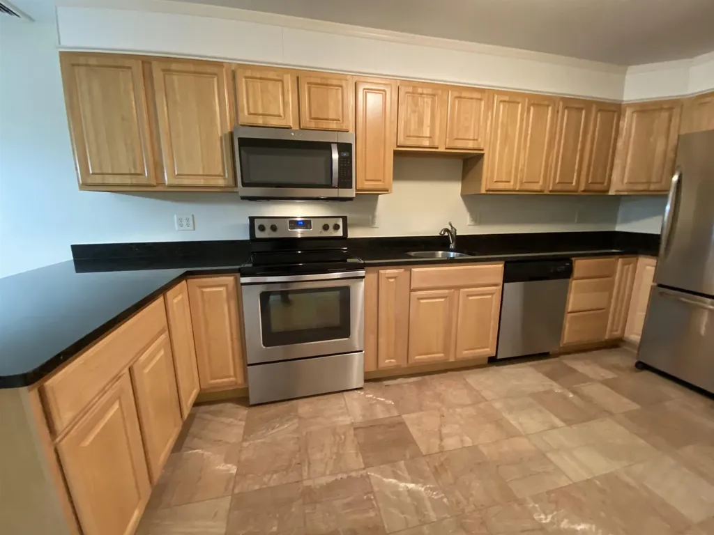 99 Mammoth Road Hooksett NH 03106