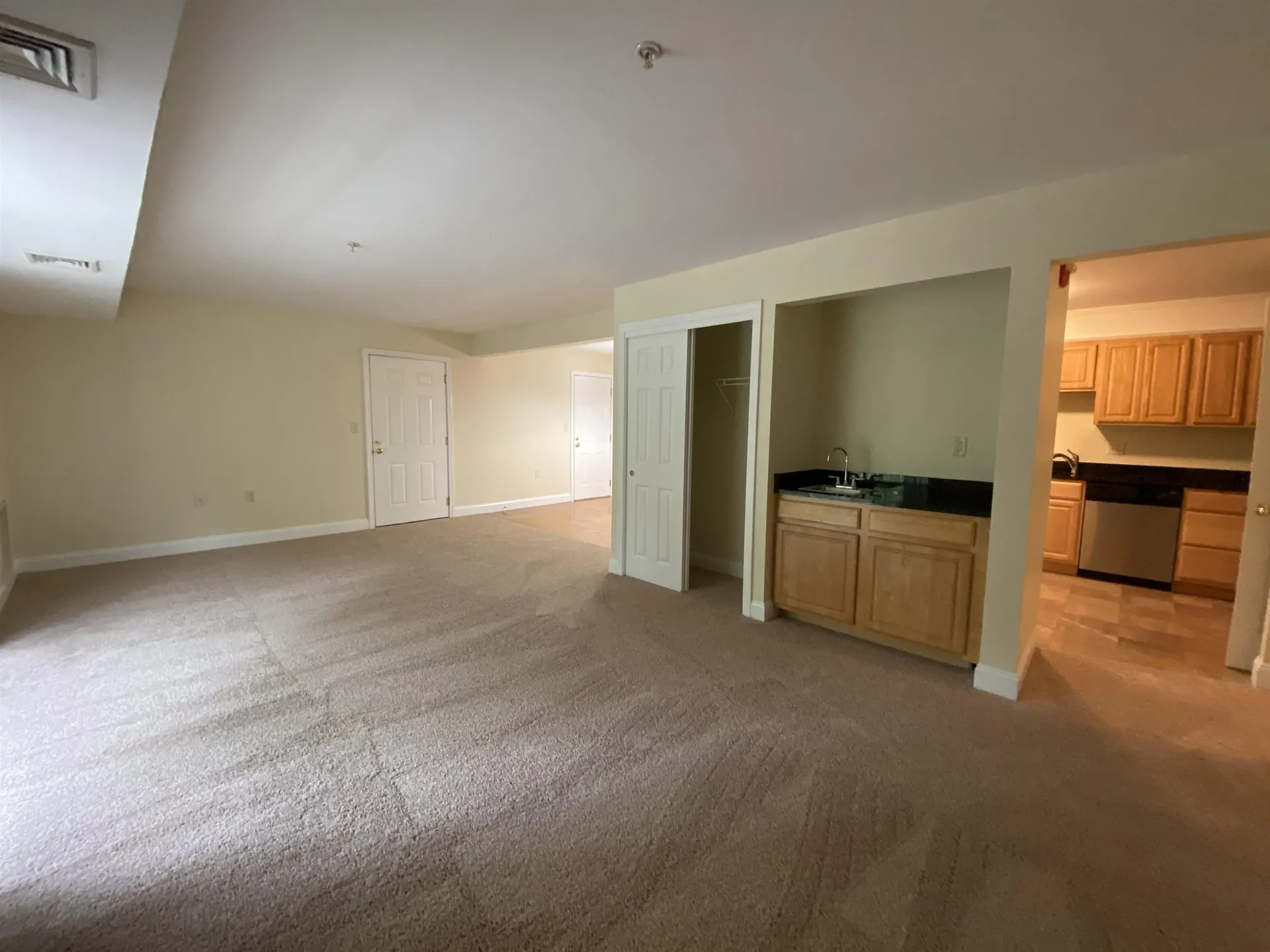 99 Mammoth Road Hooksett NH 03106