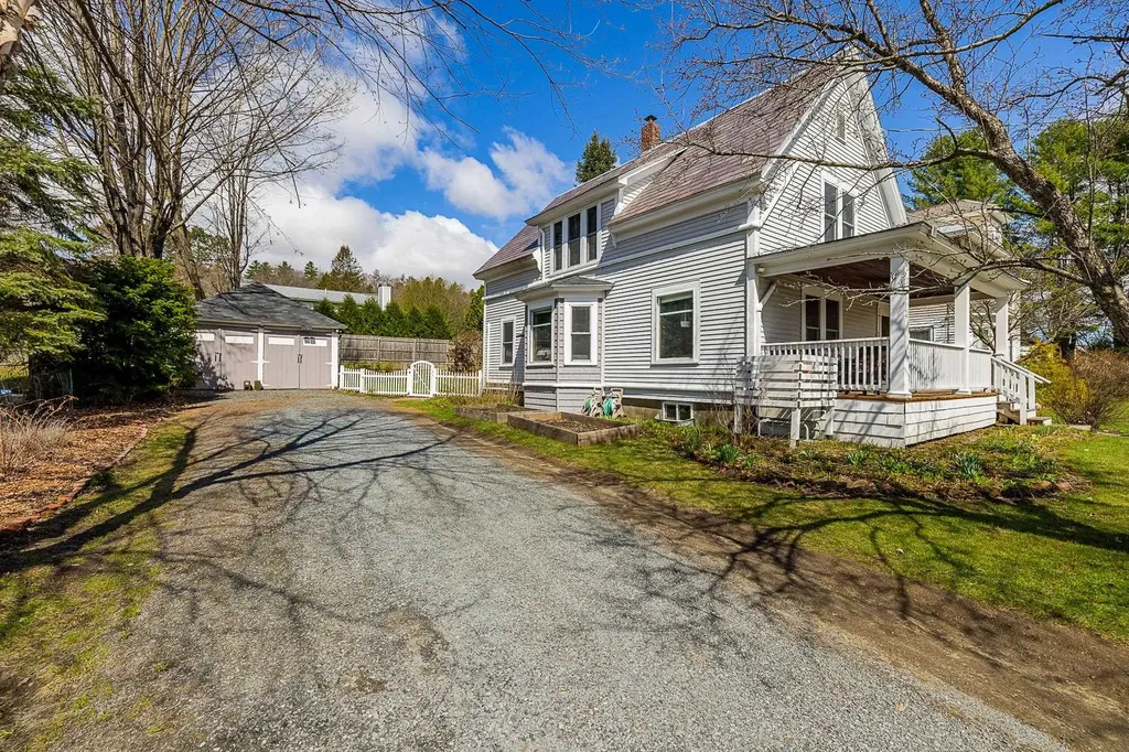 66 Wilder Street Hartford VT 05001