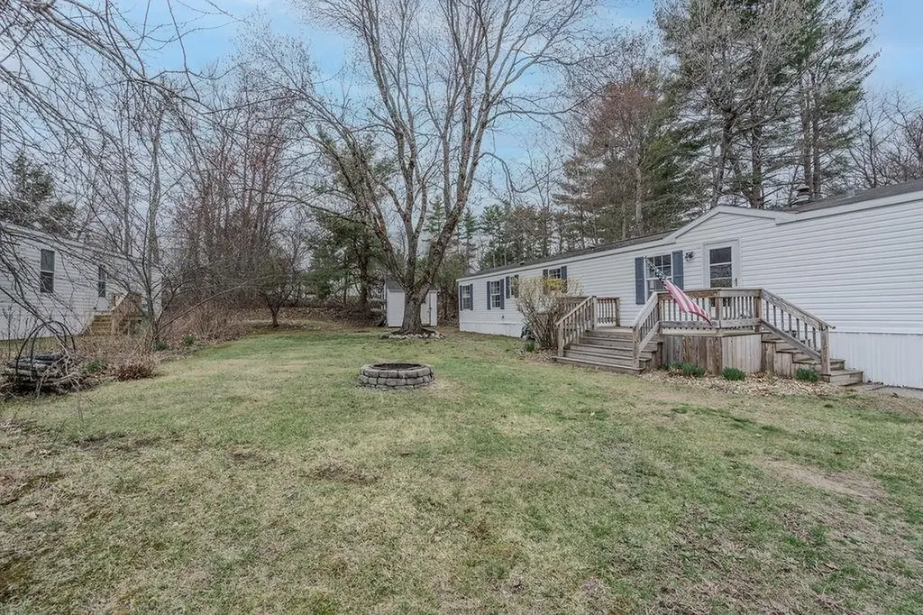 141 Estate Drive Barrington NH 03825