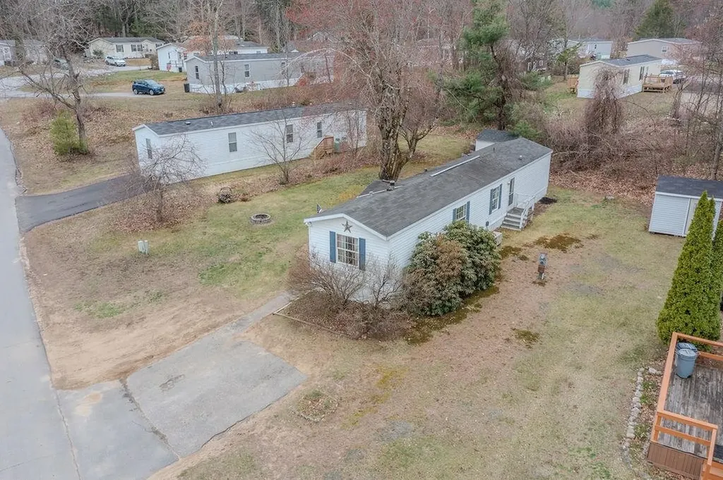 141 Estate Drive Barrington NH 03825