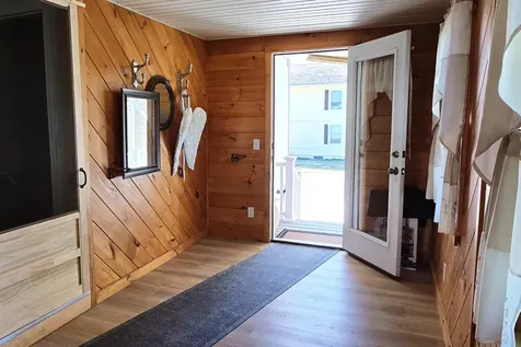 33 Lynwood Drive Derby VT 05829