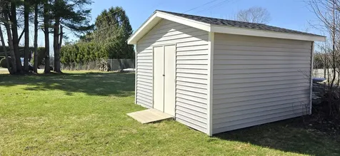 33 Lynwood Drive Derby VT 05829