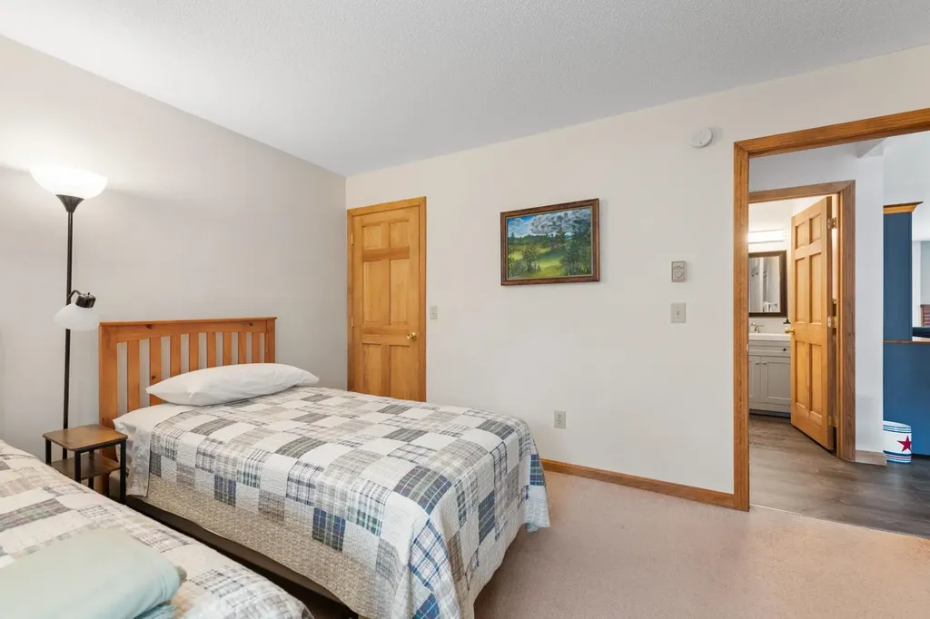 70 Star Ridge Road Thornton NH 03285