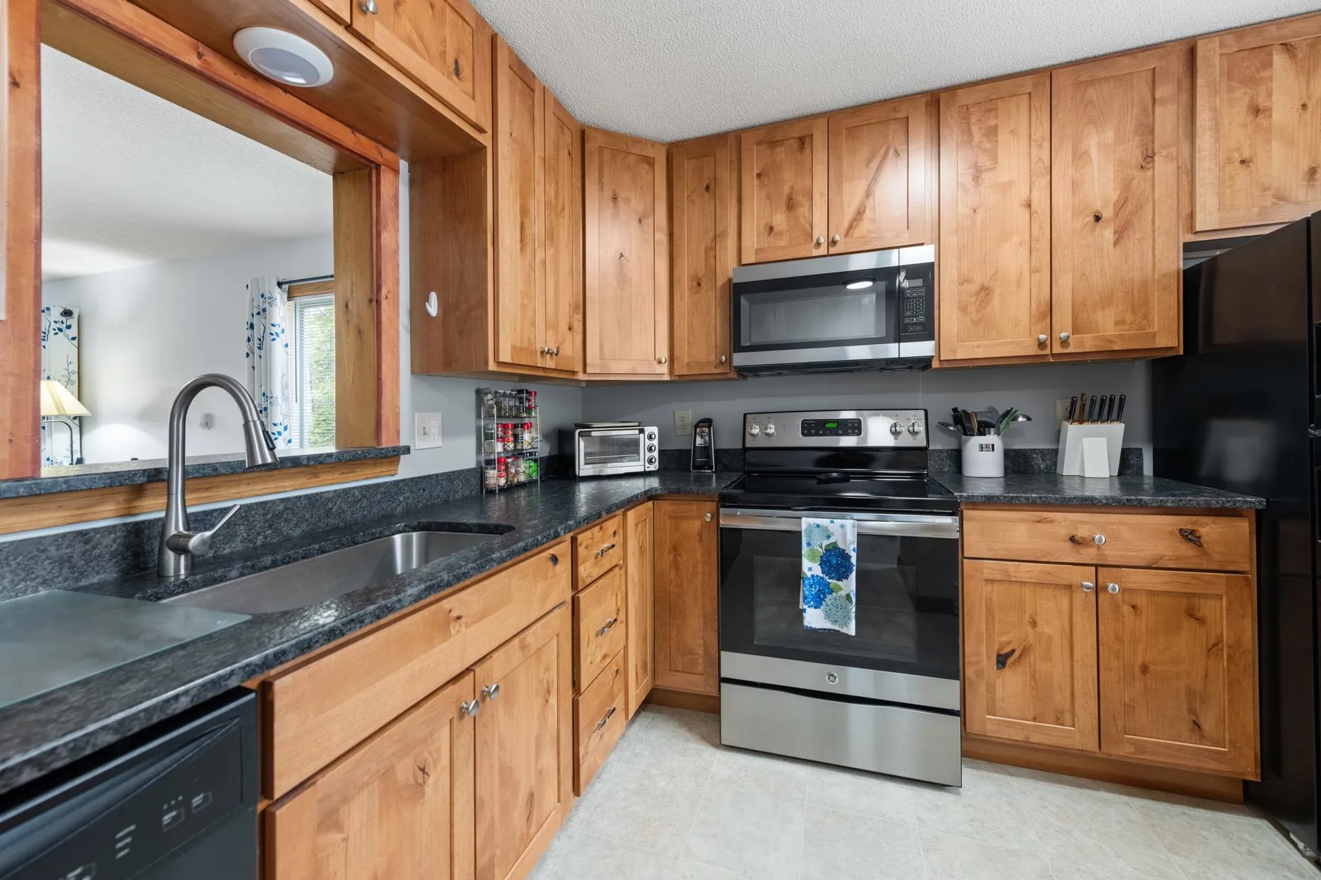 70 Star Ridge Road Thornton NH 03285