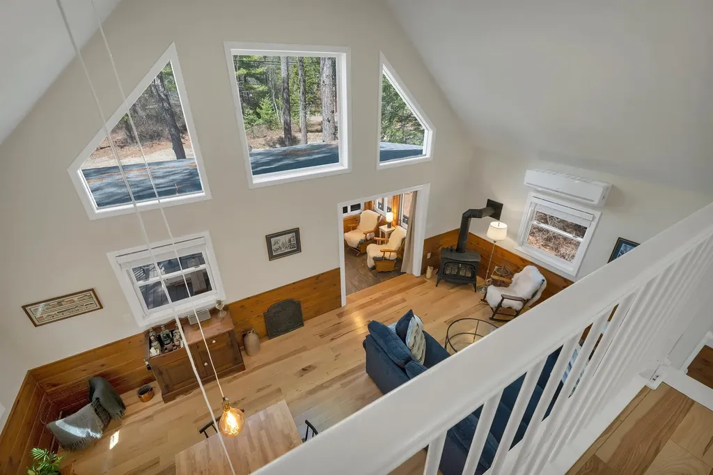 206 East Chocorua River Drive Tamworth NH 03886