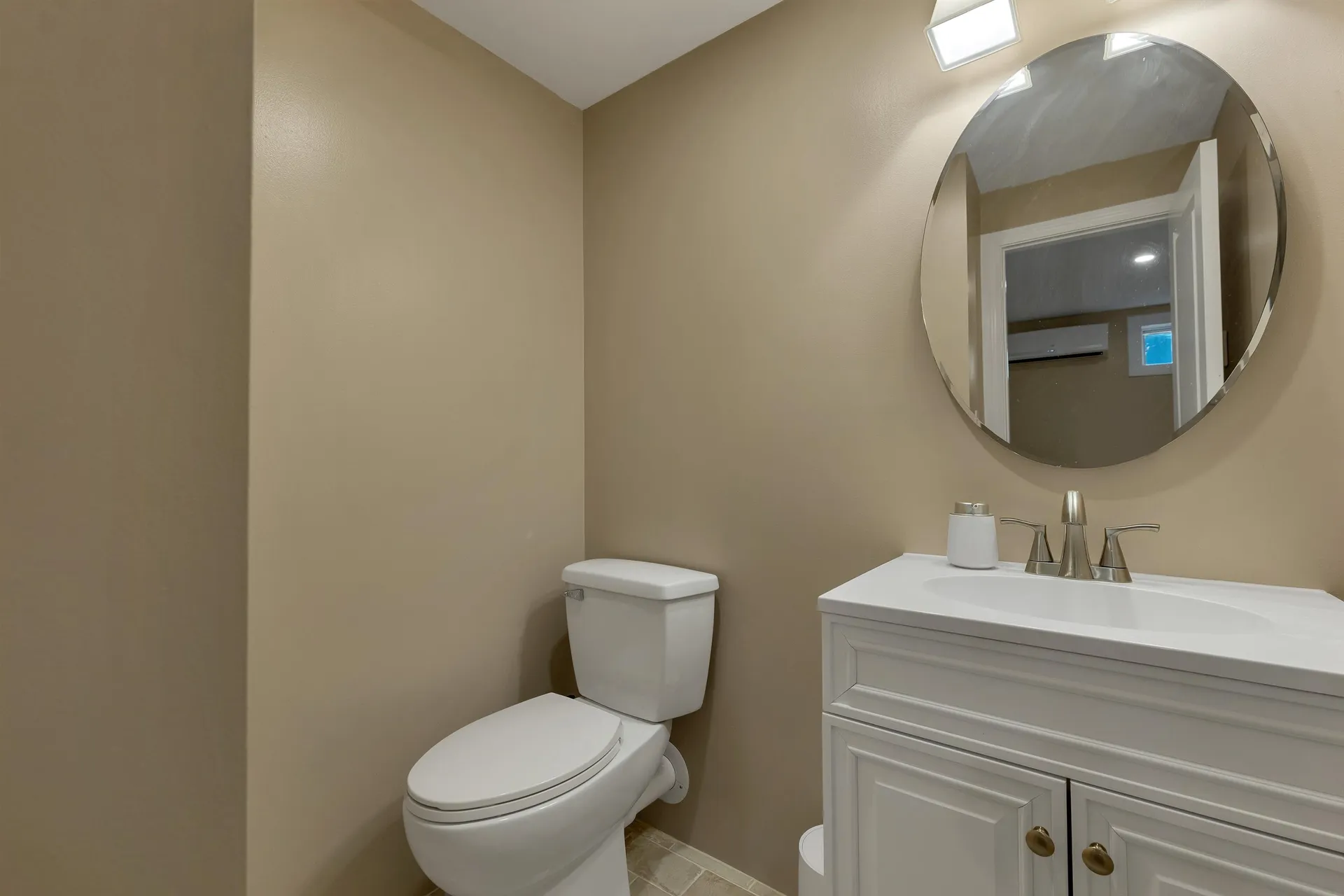 206 East Chocorua River Drive Tamworth NH 03886