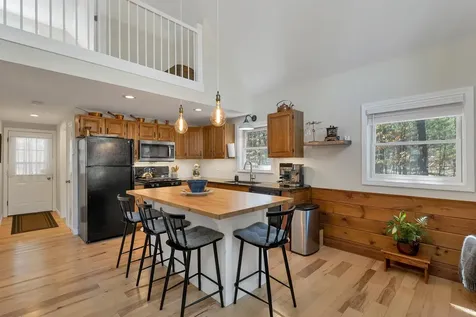 206 East Chocorua River Drive Tamworth NH 03886