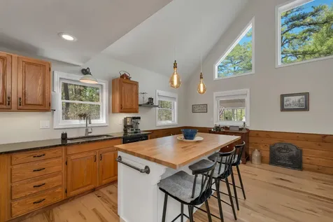 206 East Chocorua River Drive Tamworth NH 03886
