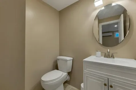 206 East Chocorua River Drive Tamworth NH 03886