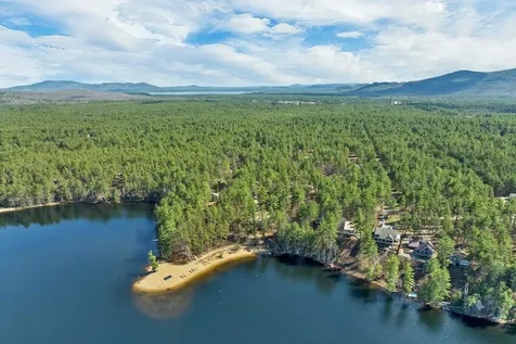 206 East Chocorua River Drive Tamworth NH 03886