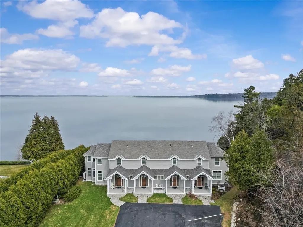 38 Pebble Beach Road Colchester VT 05446