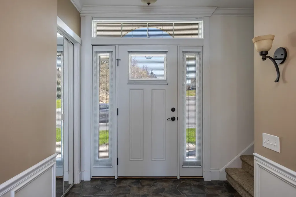 38 Pebble Beach Road Colchester VT 05446