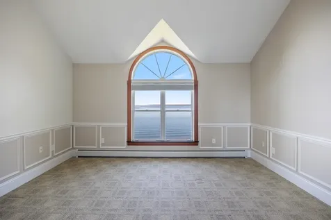 38 Pebble Beach Road Colchester VT 05446