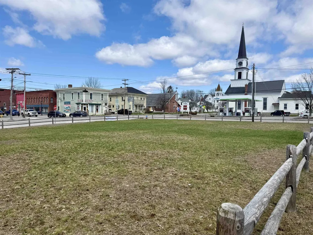 26 Congress Street Morristown VT 05661