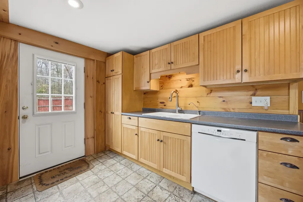 20 Ruby Lane Tilton NH 03276