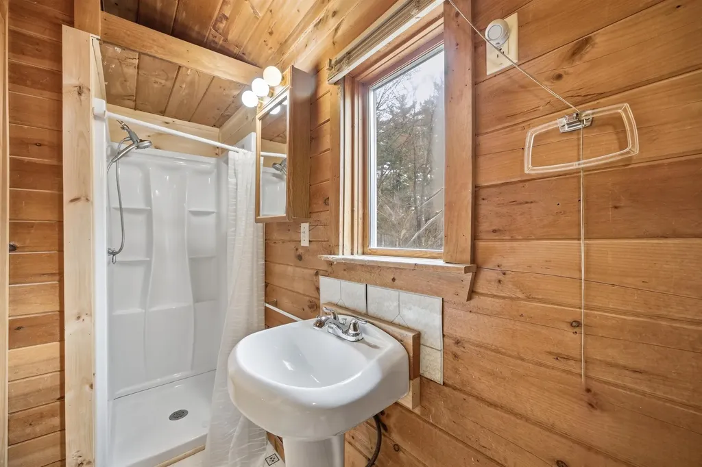 20 Ruby Lane Tilton NH 03276