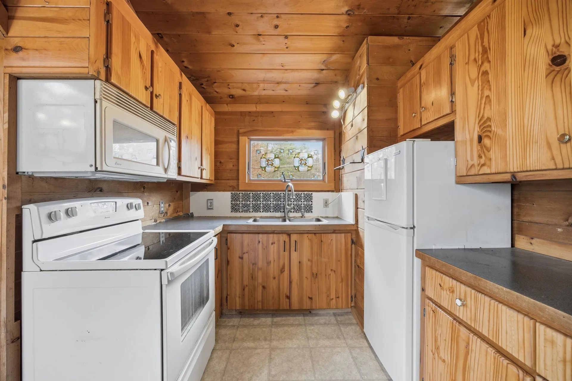 20 Ruby Lane Tilton NH 03276