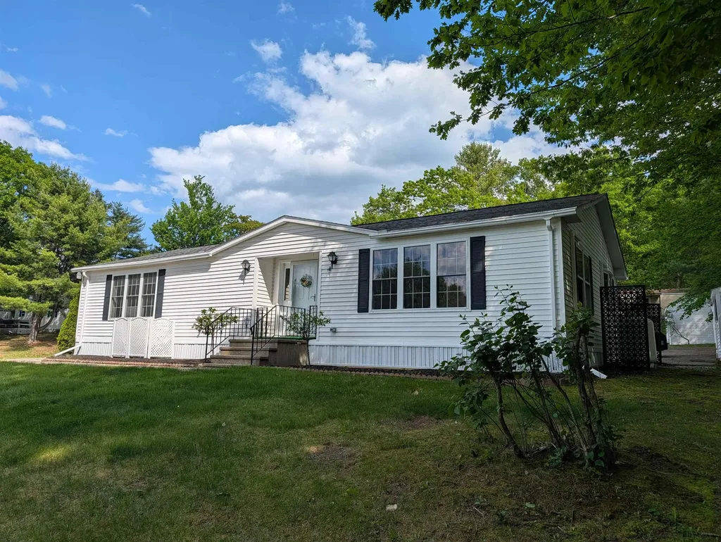 17 Justins Court Laconia NH 03246
