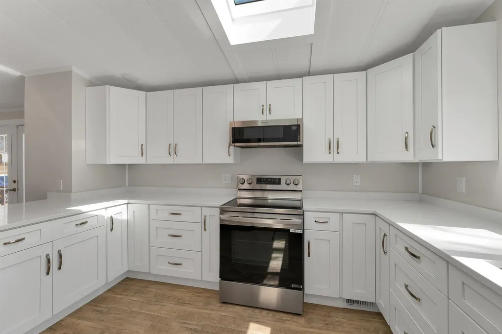 17 Justins Court Laconia NH 03246