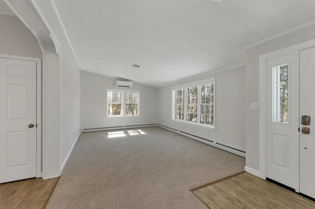 17 Justins Court Laconia NH 03246