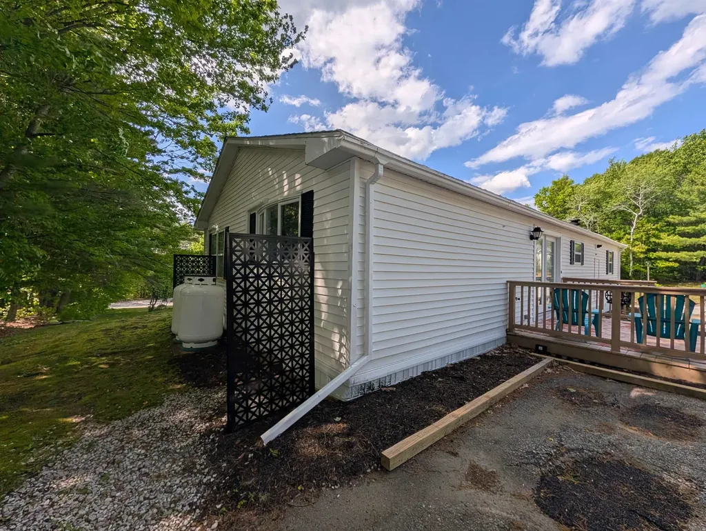 17 Justins Court Laconia NH 03246
