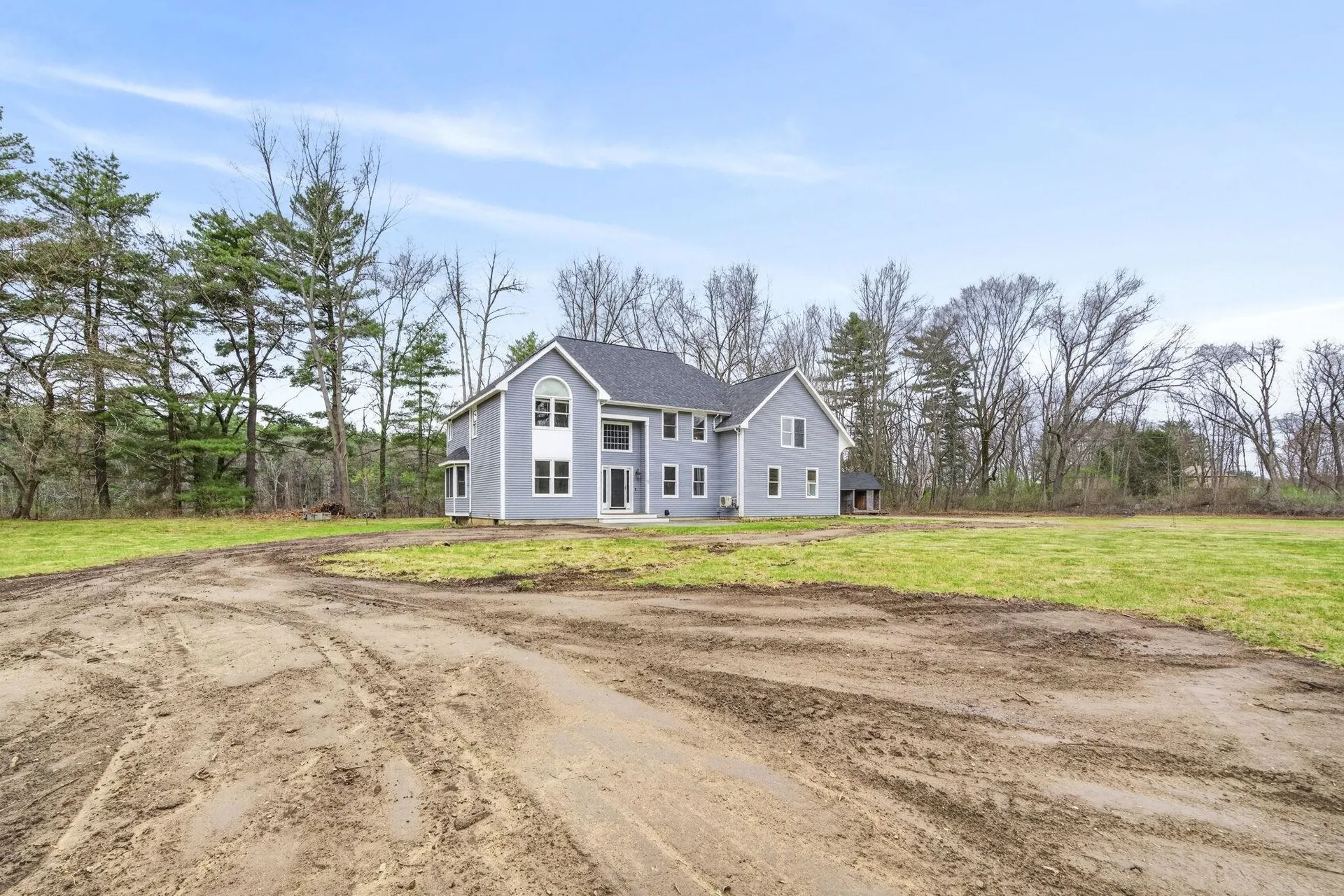 12 Leclair Drive Hudson NH 03051