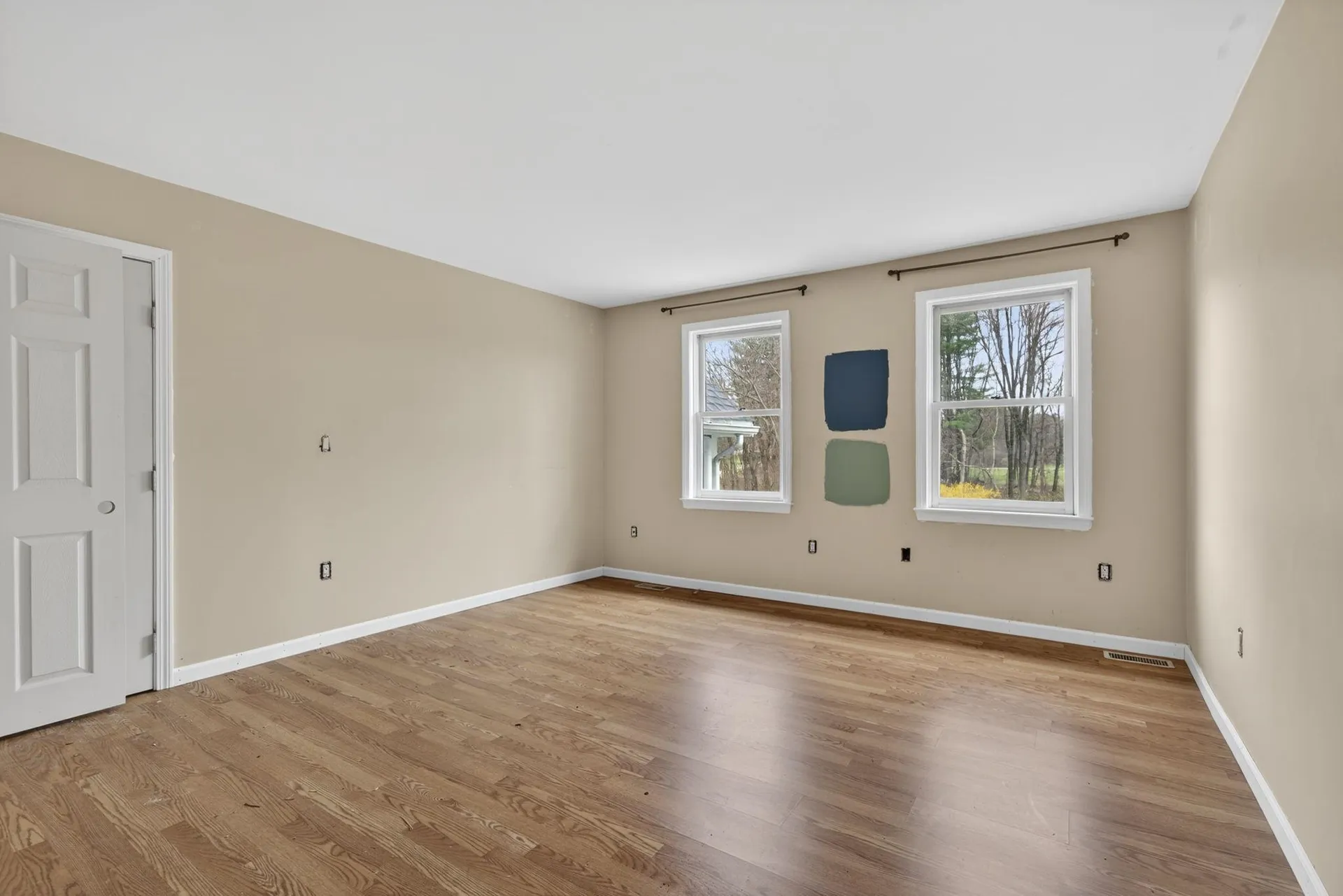 12 Leclair Drive Hudson NH 03051