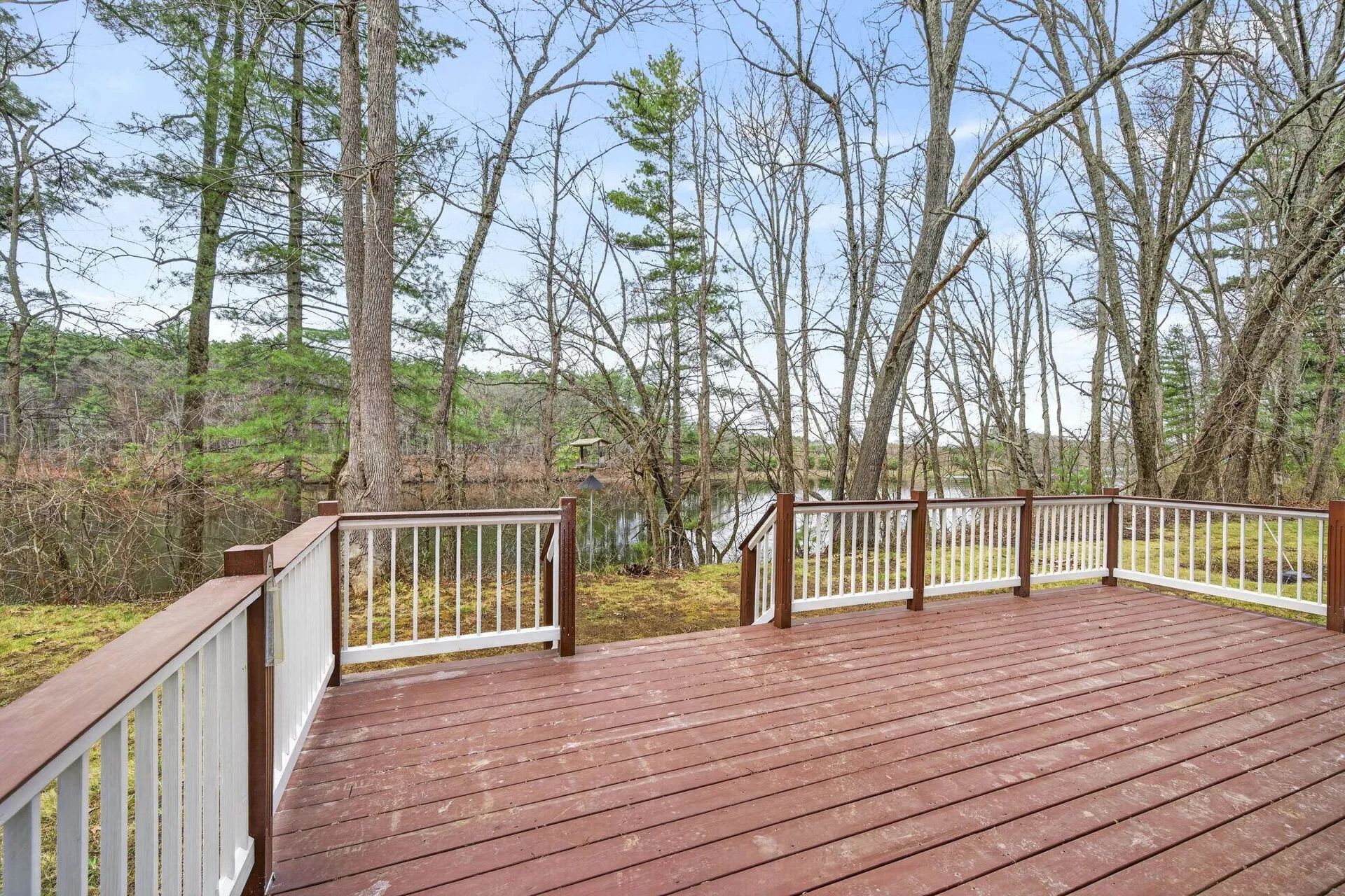 12 Leclair Drive Hudson NH 03051