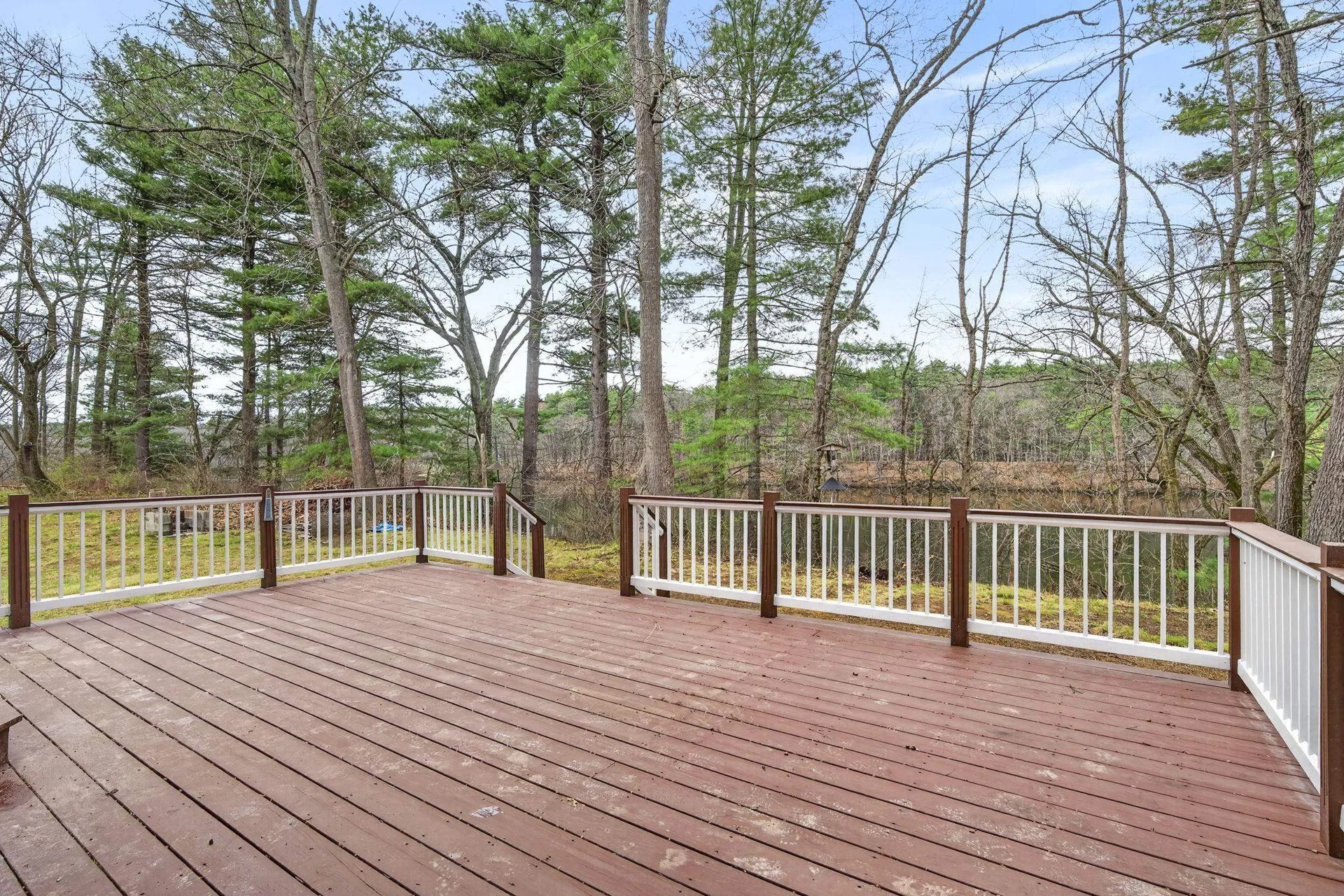 12 Leclair Drive Hudson NH 03051