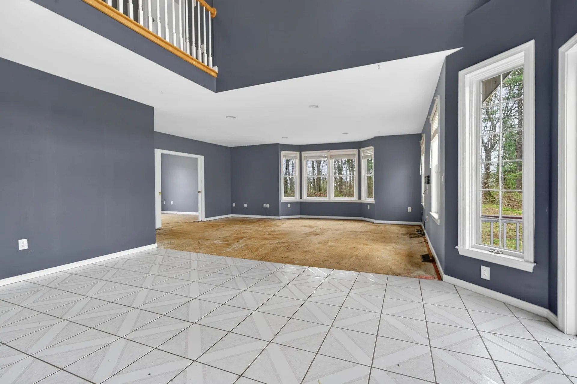 12 Leclair Drive Hudson NH 03051