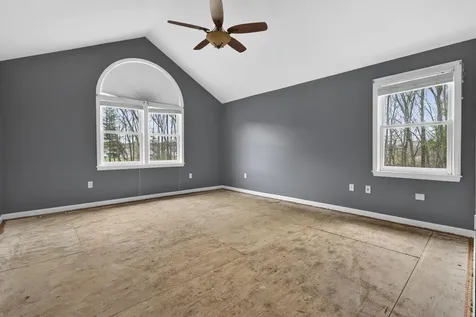 12 Leclair Drive Hudson NH 03051